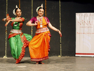 Dr. Prachi Zariwala, Namrata Gupta, Disciples of Smt. Daksha Mashruwala, Odissi Dancers,  Ninad Concert Series, Classical Dance Festival