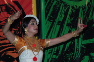 miti desai, mohini attam, Namita Bodaji, Bharatanatyam, Ninad Concert Series, World dance day, Mumbai